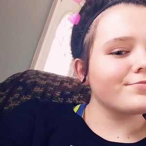 Meet your Posher, Alivia